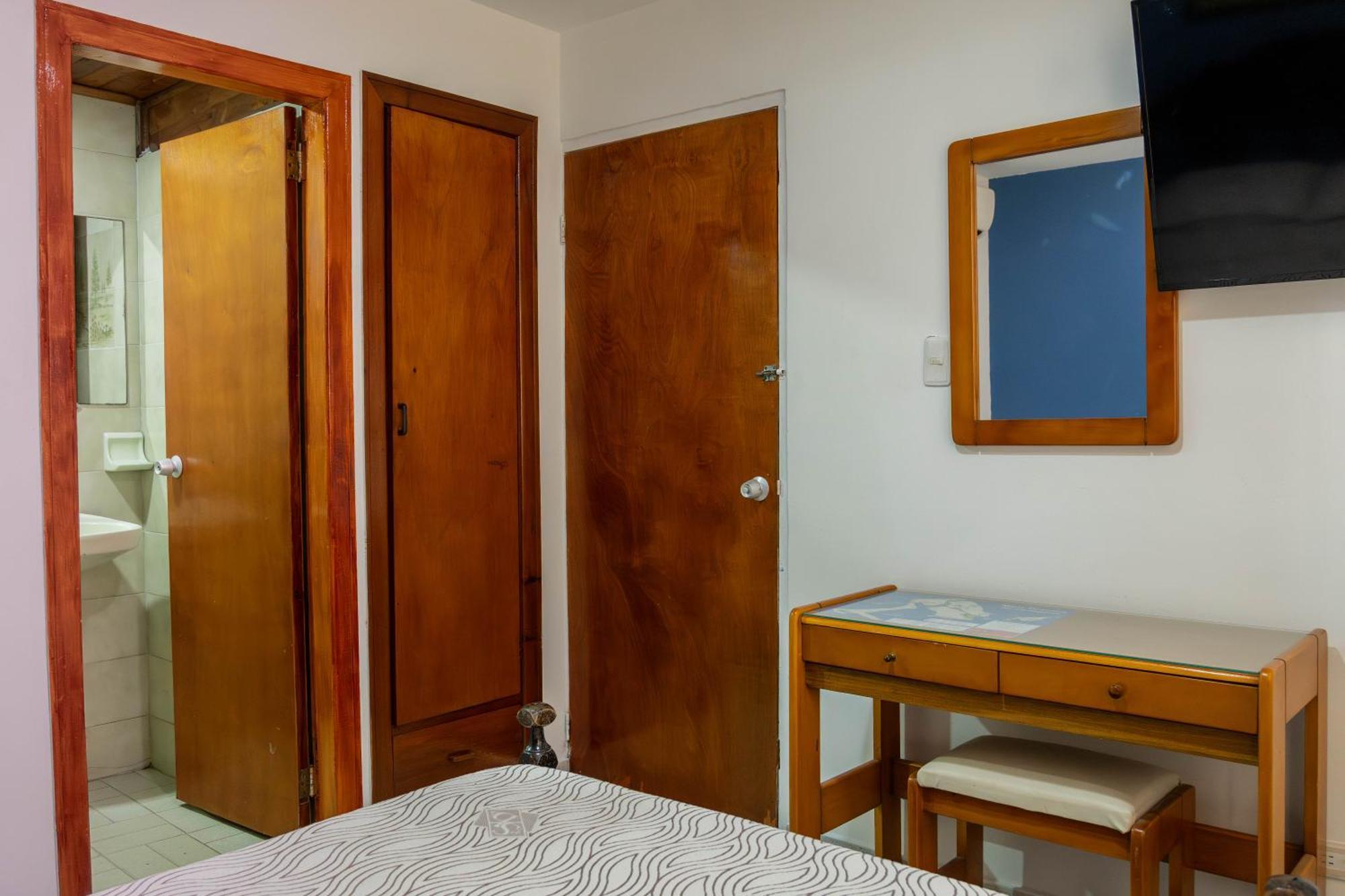 Hotel Veleros Cartagena Екстер'єр фото