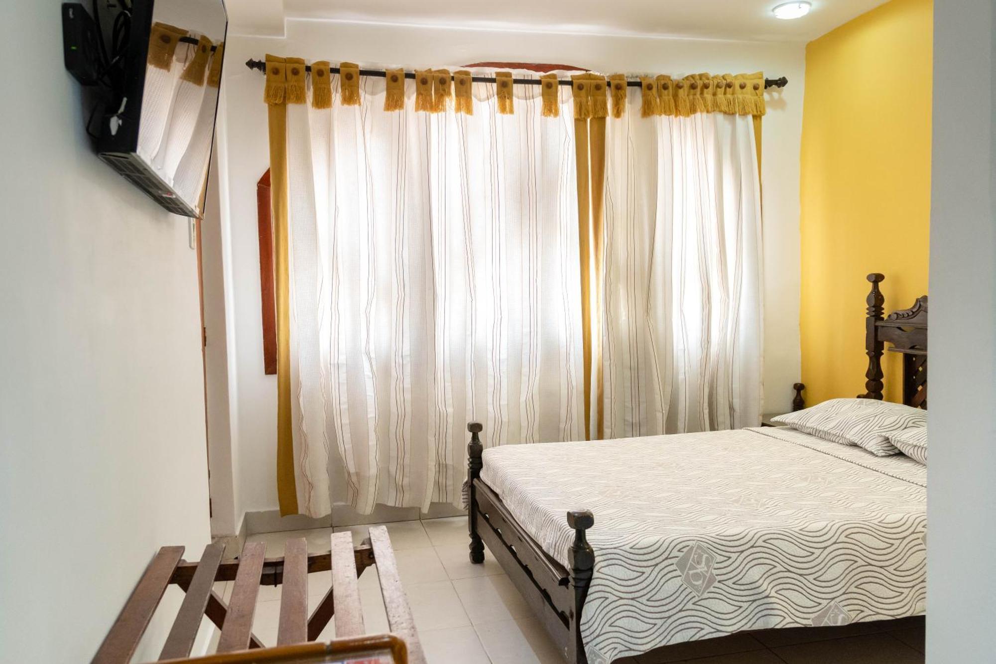 Hotel Veleros Cartagena Екстер'єр фото