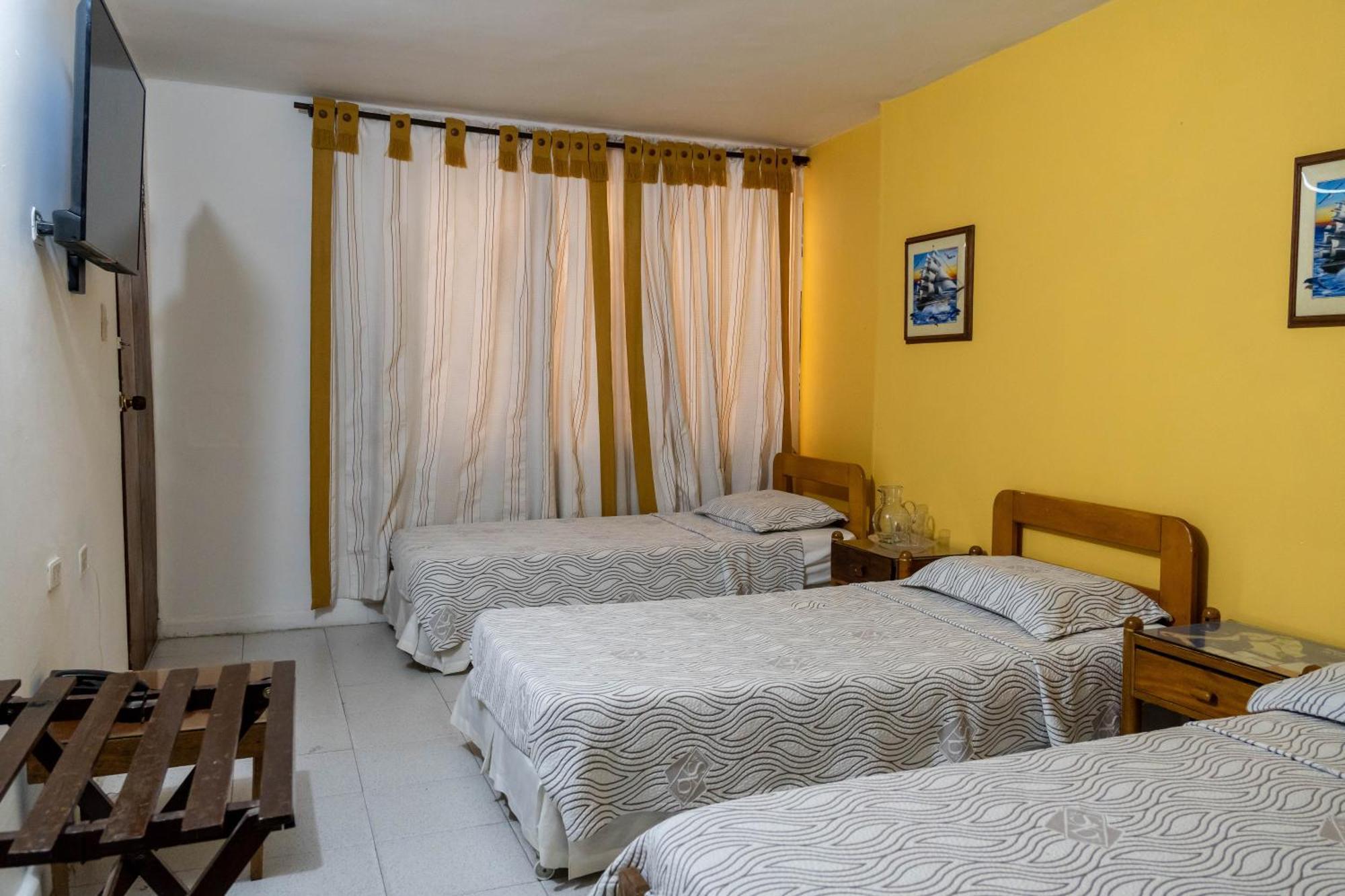 Hotel Veleros Cartagena Екстер'єр фото