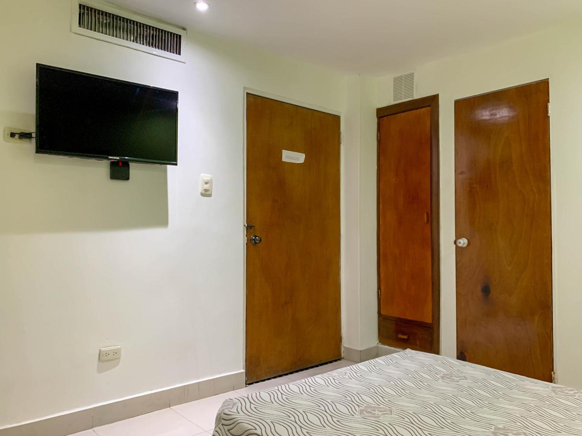 Hotel Veleros Cartagena Екстер'єр фото